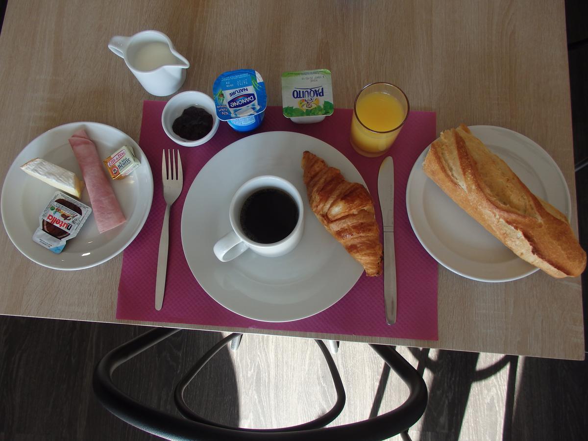 Hotel Castel Neuves-Maisons Dış mekan fotoğraf